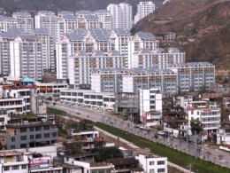 我司承建的呼和浩特盛樂國際機(jī)場飛行區(qū)場道1段標(biāo)順利通過竣工驗(yàn)收